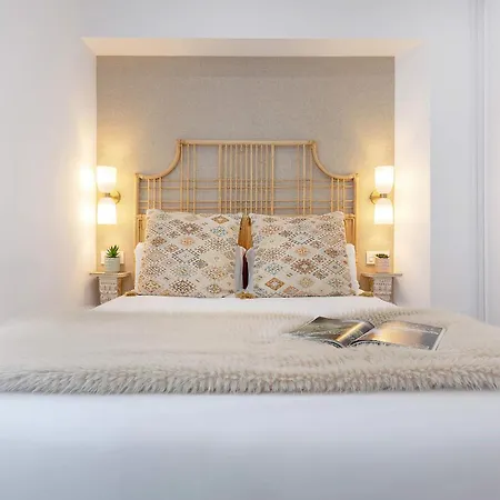Apartment Genteel Santo Cristo *